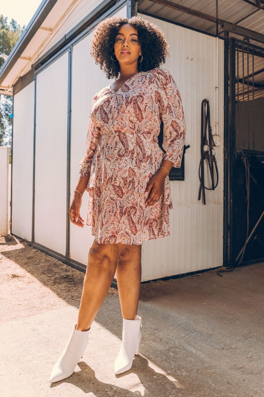 Plus Size Skies Are Blue | Skies Are Blue Plus Size Madison Paisley Mini Dress Cream-Rust