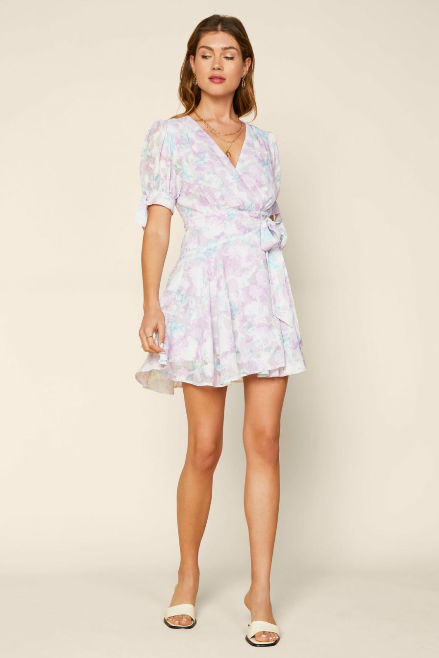 Clothing Skies Are Blue | Skies Are Blue Cleo Floral Wrap Dress White Lavender