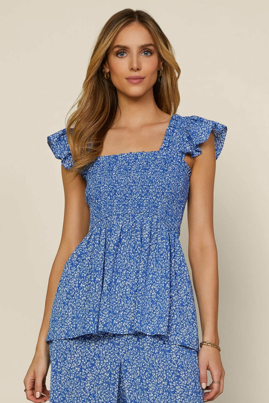 Clothing Skies Are Blue | Skies Are Blue New In Clothing Floral Smocked Detail Top Blue White